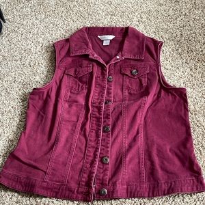 Christopher and Banks vest